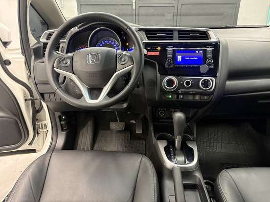 HONDA-FIT-2017