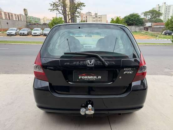 HONDA-FIT-2005