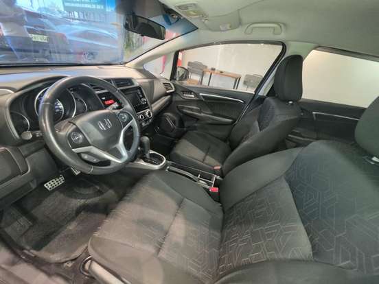 HONDA-FIT-2016