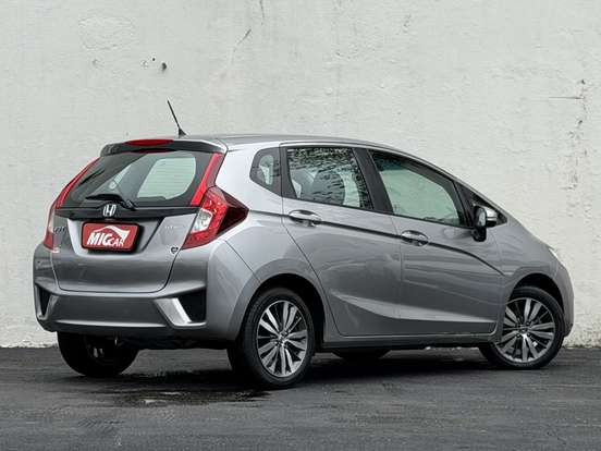 HONDA-FIT-2015