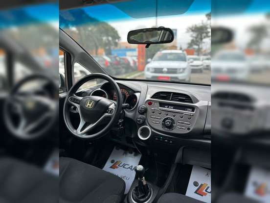 HONDA-FIT-2010