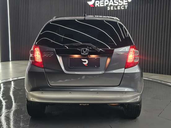 HONDA-FIT-2009
