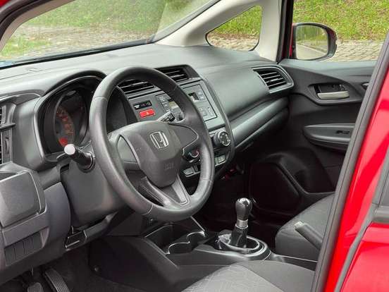 HONDA-FIT-2014