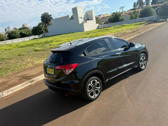 HONDA-HR-V-2015