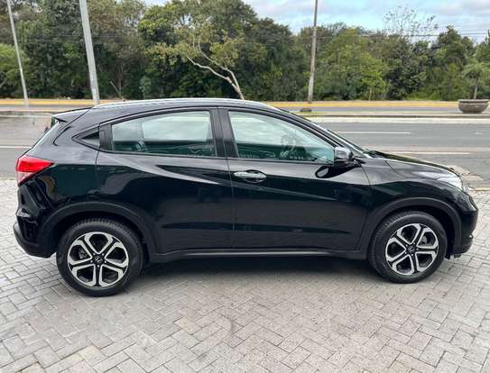 HONDA-HR-V-2016