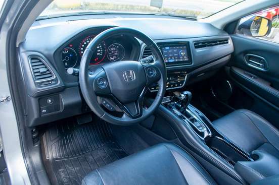 HONDA-HR-V-2019