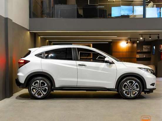 HONDA-HR-V-1.8 16V FLEX TOURING 4P AUTOMÁTICO HONDA-HR-V-2018