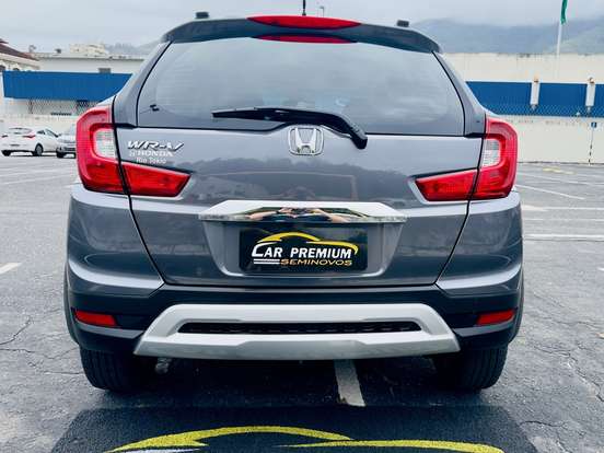 HONDA-WR-V-2018