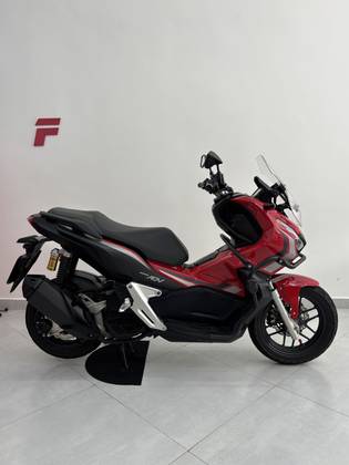 HONDA ADV 