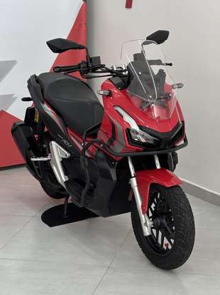 HONDA-ADV-2024