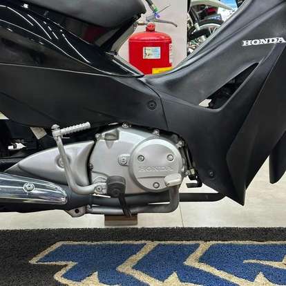 HONDA-BIZ 125 ES-2010