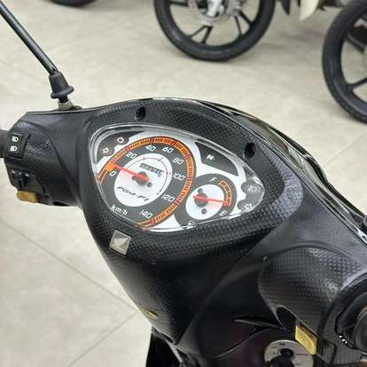 HONDA-BIZ 125 ES-2010
