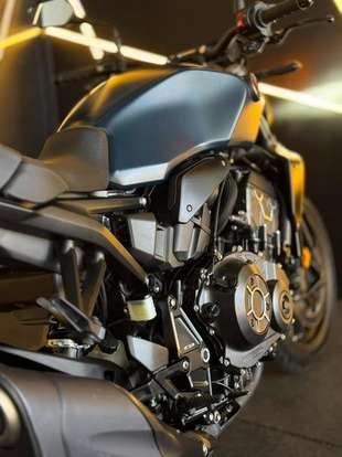 HONDA-CB 1000R BLACK EDITION ABS-2024