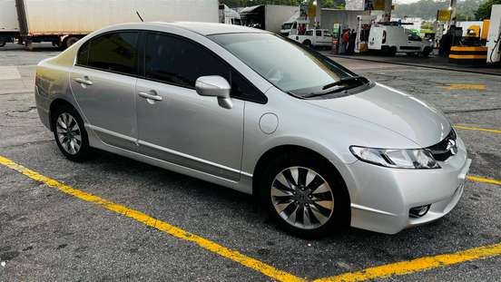 HONDA-CIVIC-2010