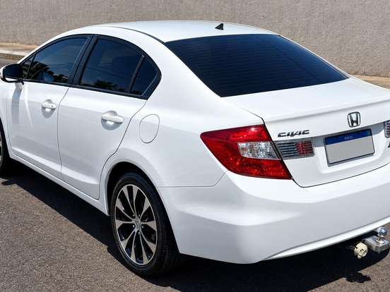 HONDA-CIVIC-2.0 LXR 16V FLEX 4P AUTOMÁTICO HONDA-CIVIC-2015