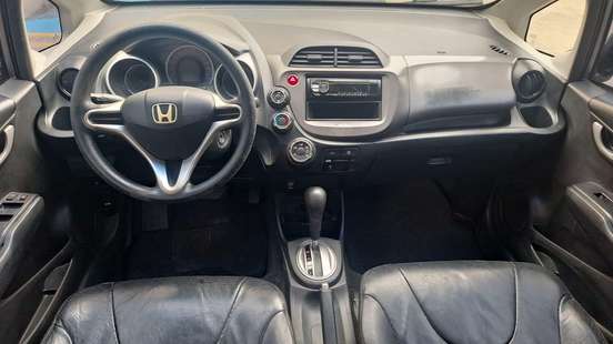 HONDA-FIT-2009