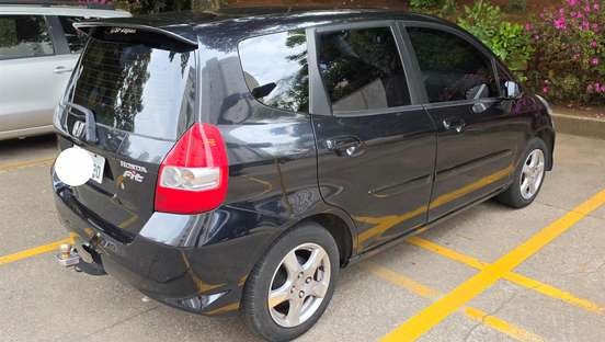 HONDA-FIT-2007