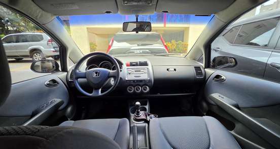 HONDA-FIT-2007