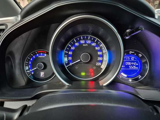 HONDA-FIT-2015