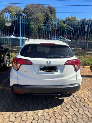 HONDA-HR-V-2015