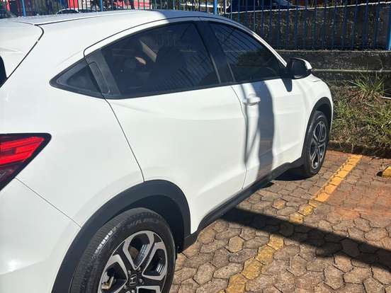 HONDA-HR-V-1.8 16V FLEX LX 4P AUTOMÁTICO HONDA-HR-V-2015