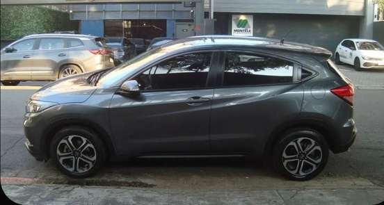 HONDA-HR-V-2017