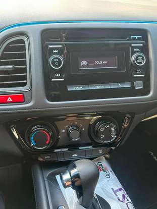 HONDA-HR-V-2015