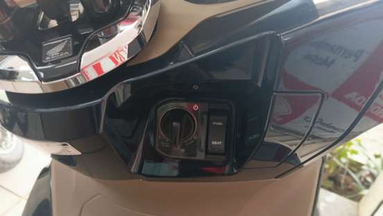 HONDA-PCX 160 DLX-2025