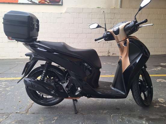 HONDA-SH 150i DLX HONDA-SH 150i DLX-2018