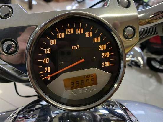 HONDA-VTX 1800C-2006