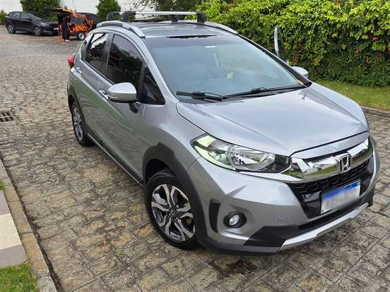 HONDA-WR-V-2019