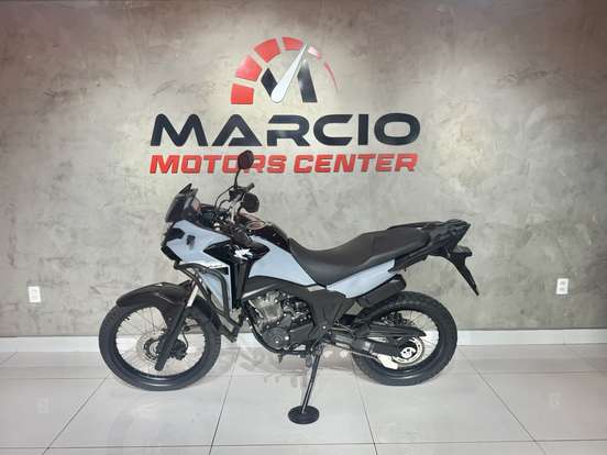 HONDA-XRE 300 SAHARA-2024