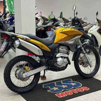 HONDA-XRE 300-2011