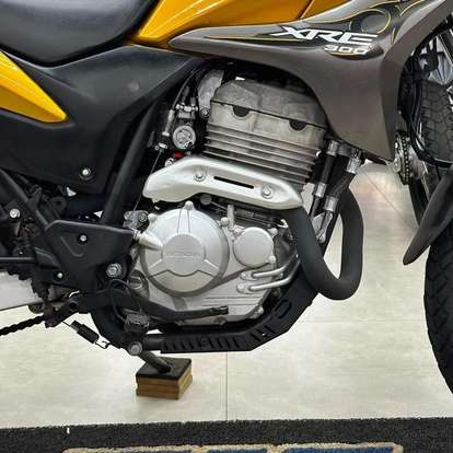 HONDA-XRE 300-2011