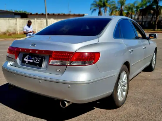 HYUNDAI-AZERA-3.3 MPFI GLS SEDAN V6 24V GASOLINA 4P AUTOMÁTICO HYUNDAI-AZERA-2009