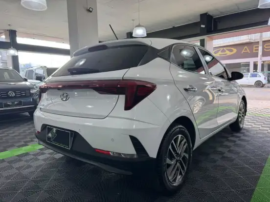 HYUNDAI-HB20-2024