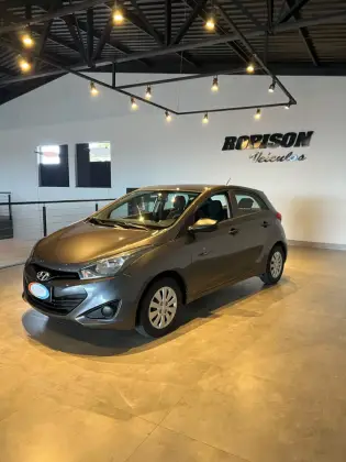 HYUNDAI HB20 1.0 COMFORT PLUS 12V FLEX 4P MANUAL