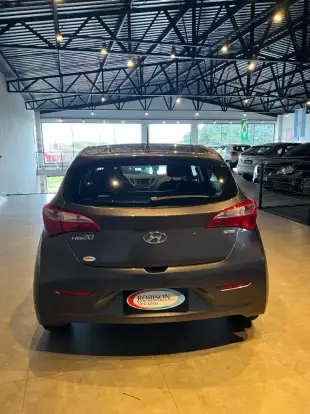 HYUNDAI-HB20-2012