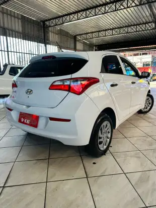 HYUNDAI-HB20-2017