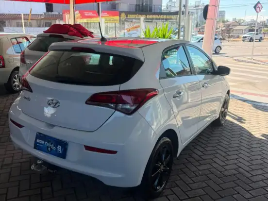 HYUNDAI-HB20-1.0 COMFORT PLUS 12V FLEX 4P MANUAL HYUNDAI-HB20-2016