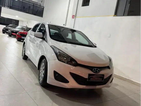 HYUNDAI-HB20-1.0 COMFORT STYLE 12V FLEX 4P MANUAL HYUNDAI-HB20-2015