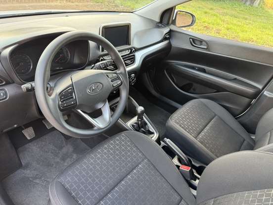 HYUNDAI-HB20-2025