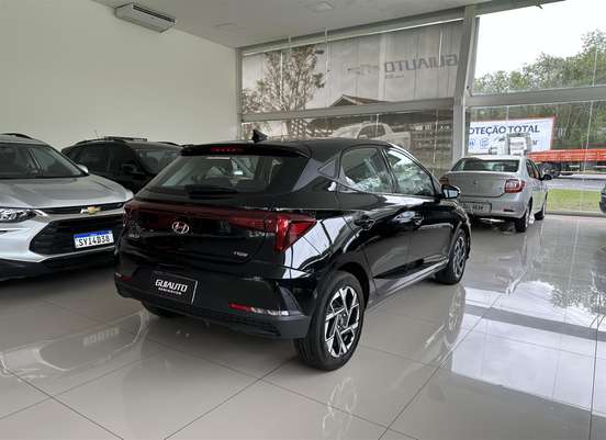 HYUNDAI-HB20-2022