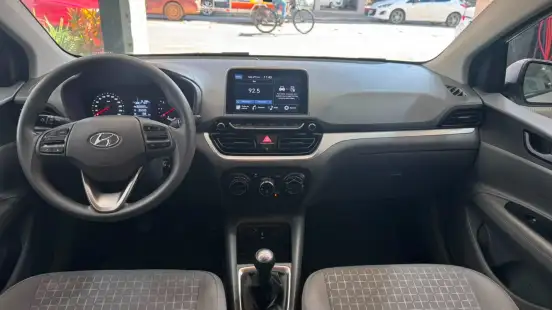 HYUNDAI-HB20S-2024