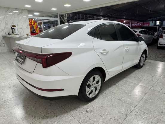 HYUNDAI-HB20S-2023