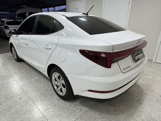 HYUNDAI-HB20S-2023