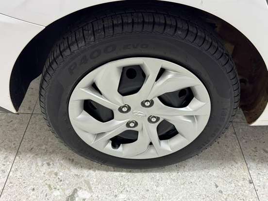 HYUNDAI-HB20S-2023