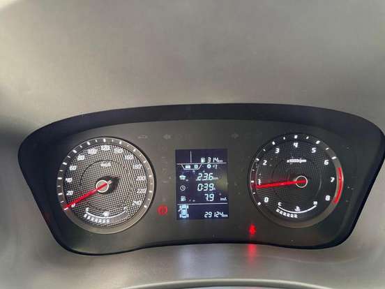 HYUNDAI-HB20S-2025