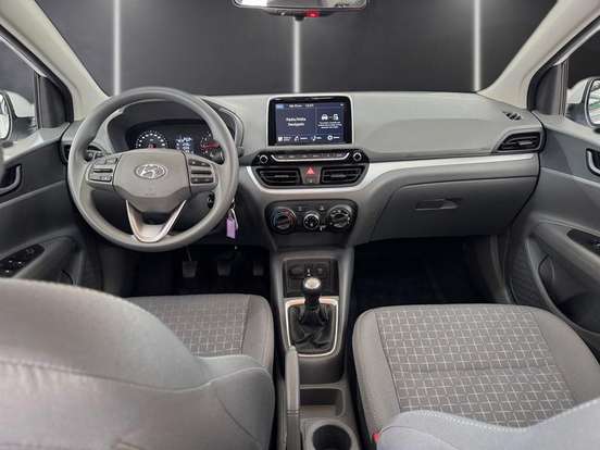HYUNDAI-HB20S-2025