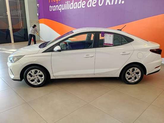 HYUNDAI-HB20S-1.0 12V FLEX COMFORT PLUS MANUAL HYUNDAI-HB20S-2024